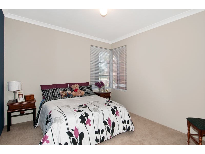 5 Adela Bend, Lakelands WA 6180