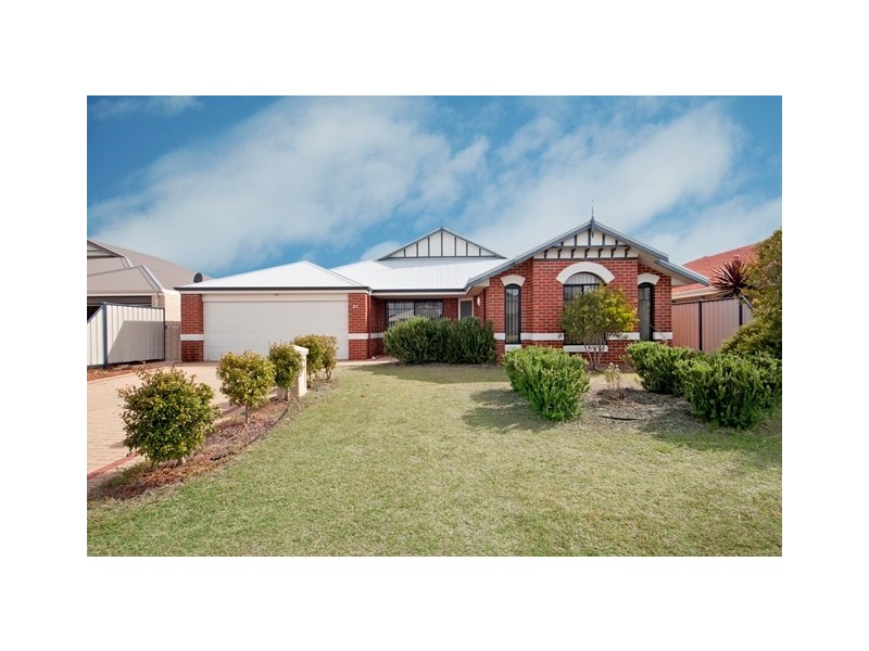 21 Camden Way, Meadow Springs WA 6210