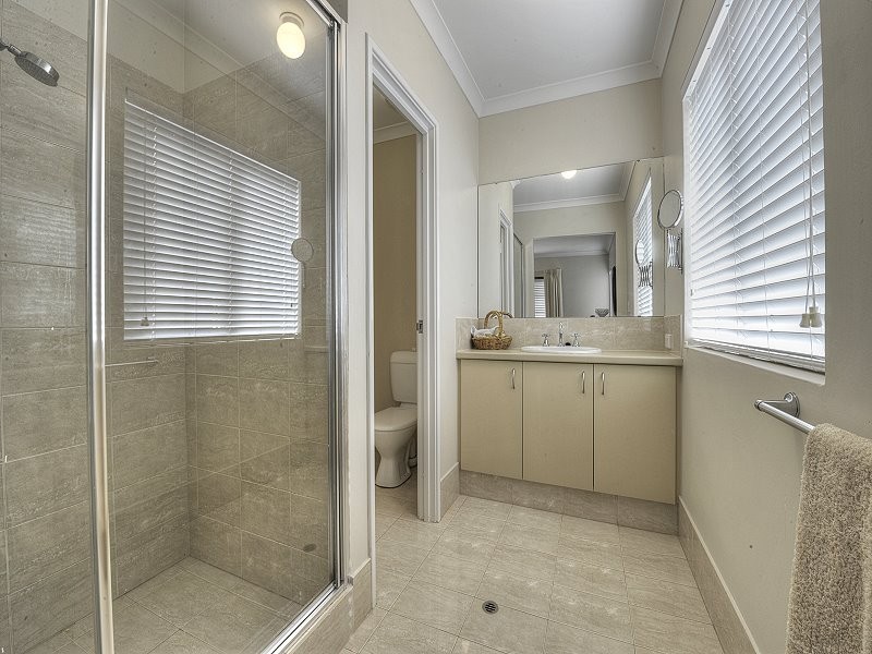 7 Pacifica Way, Dudley Park WA 6210