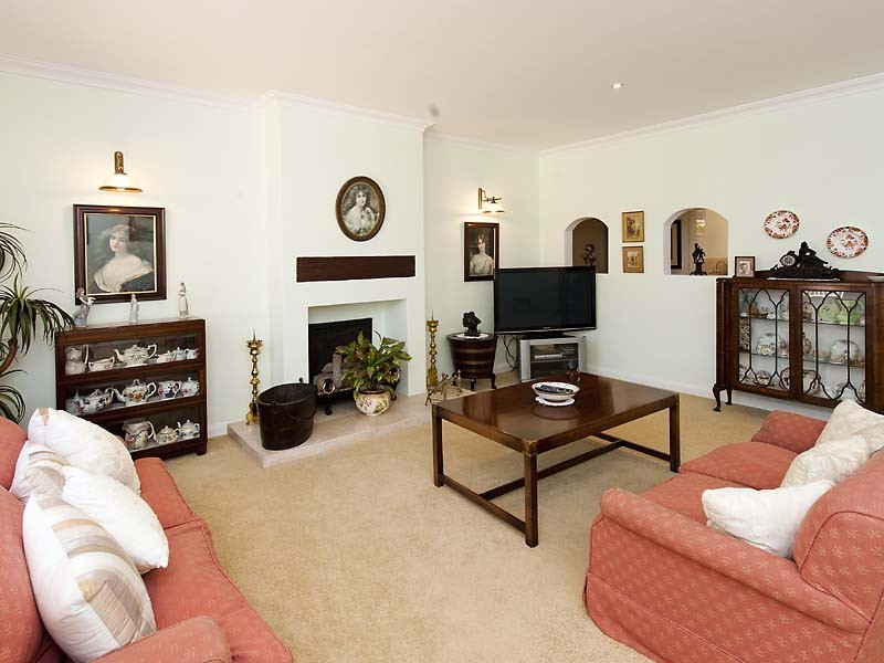 4 Mileura Street, Golden Bay WA 6174