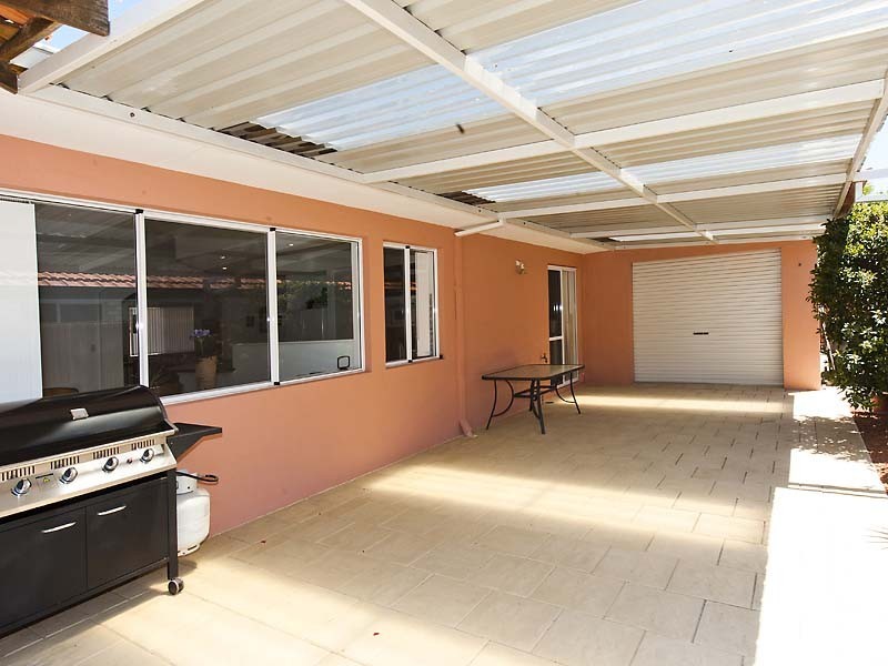 4 Mileura Street, Golden Bay WA 6174
