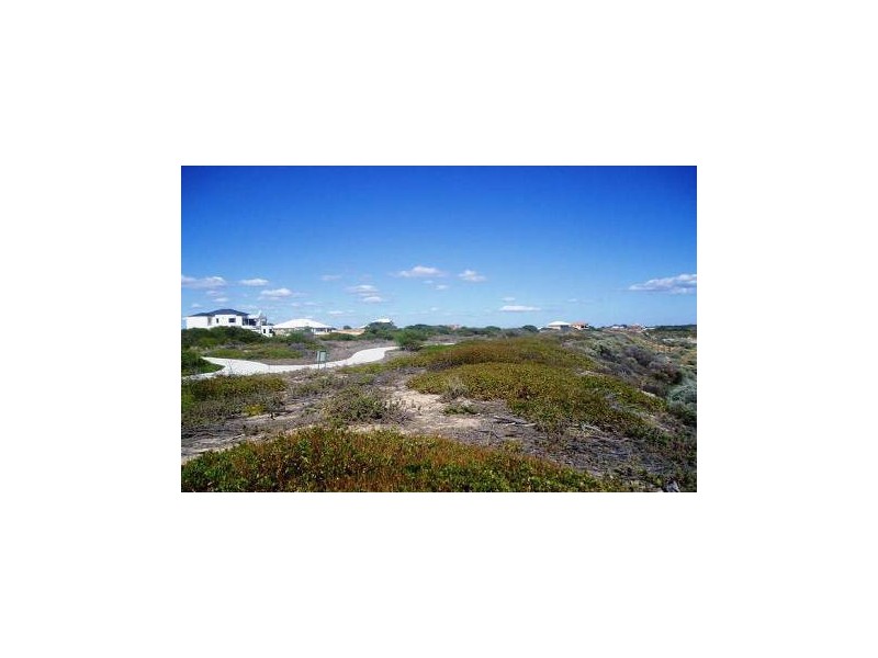 48 Boardwalk Boulevard, Halls Head WA 6210