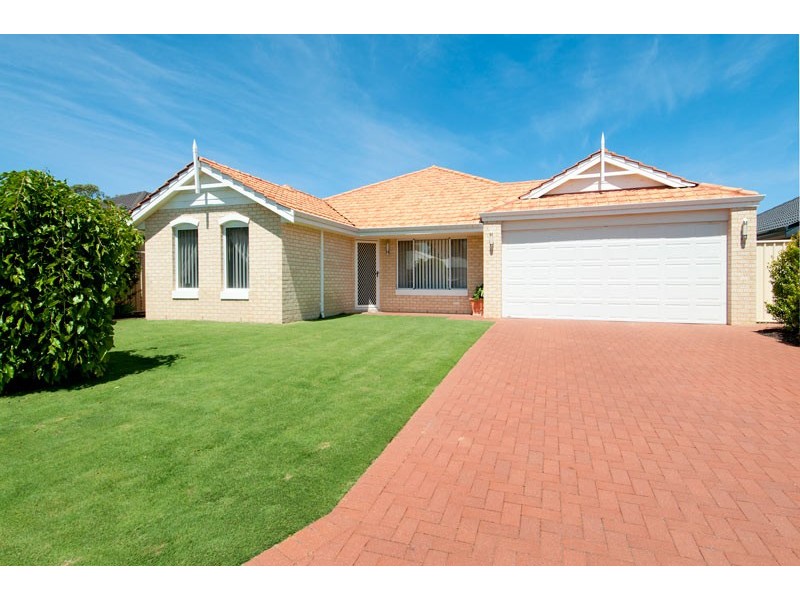 5 Chalice Rise, Lakelands WA 6180