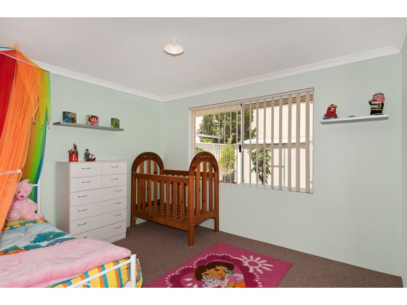 5 Chalice Rise, Lakelands WA 6180