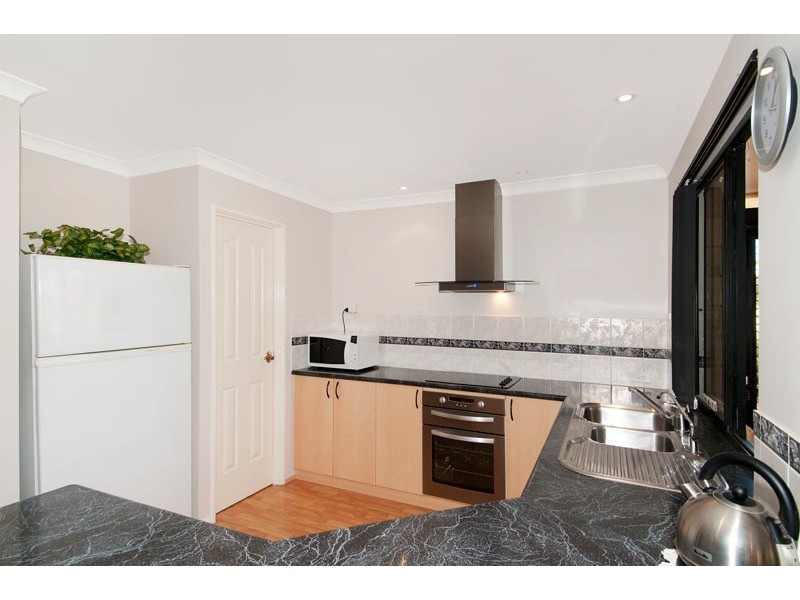 17 Serene Place, Barragup WA 6209