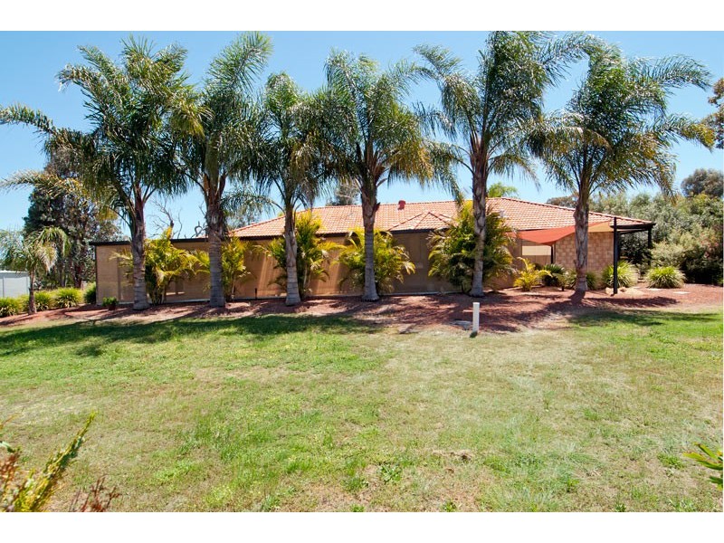 17 Serene Place, Barragup WA 6209