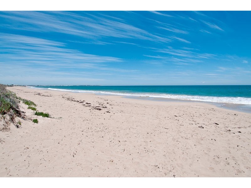 2 Atwick Court, Madora Bay WA 6210