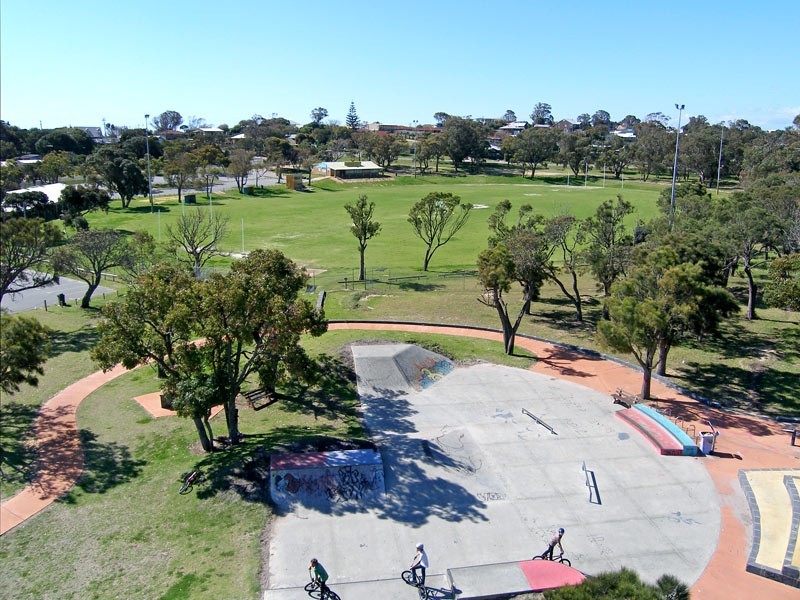 8 Vanessa Road, Falcon WA 6210