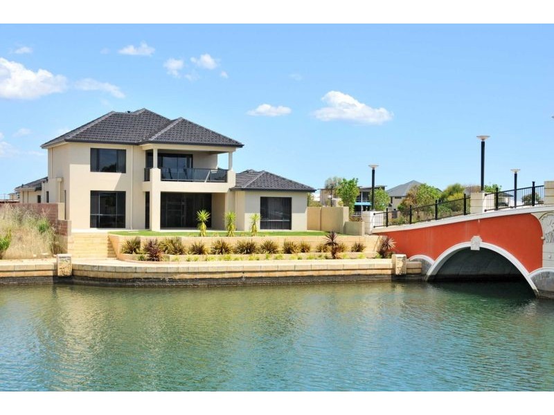 1 Gael Place, Dudley Park WA 6210