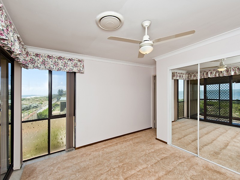 1/7 Rocklea Place, Silver Sands WA 6210