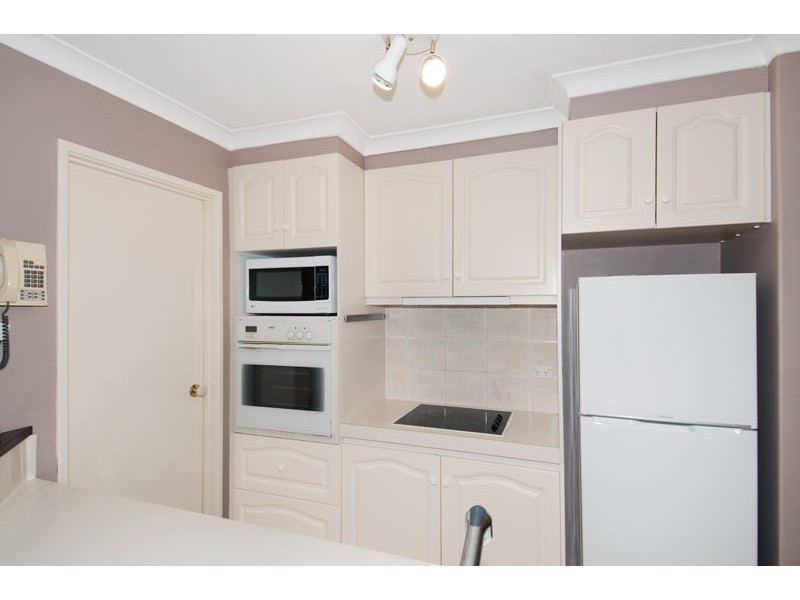 1/12 Kestral Close, Halls Head WA 6210