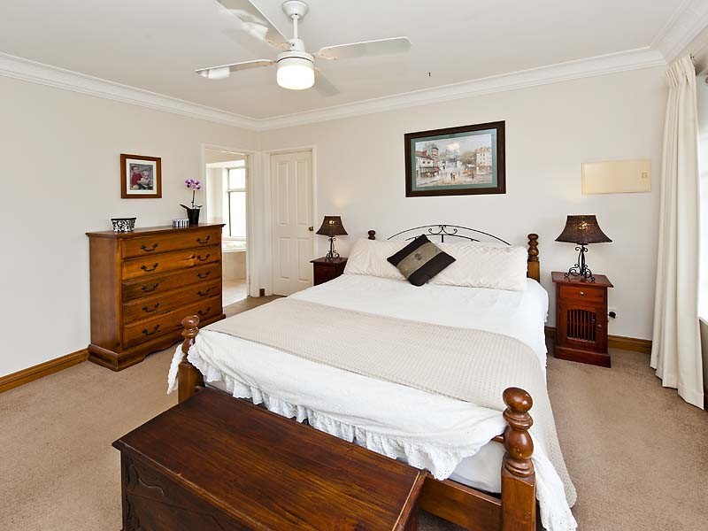 11 Jannali Way, San Remo WA 6210