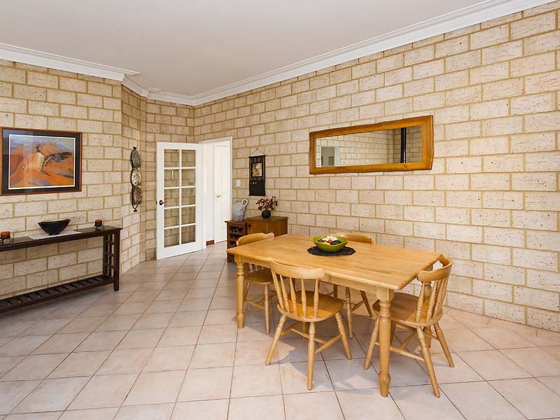 11 Jannali Way, San Remo WA 6210