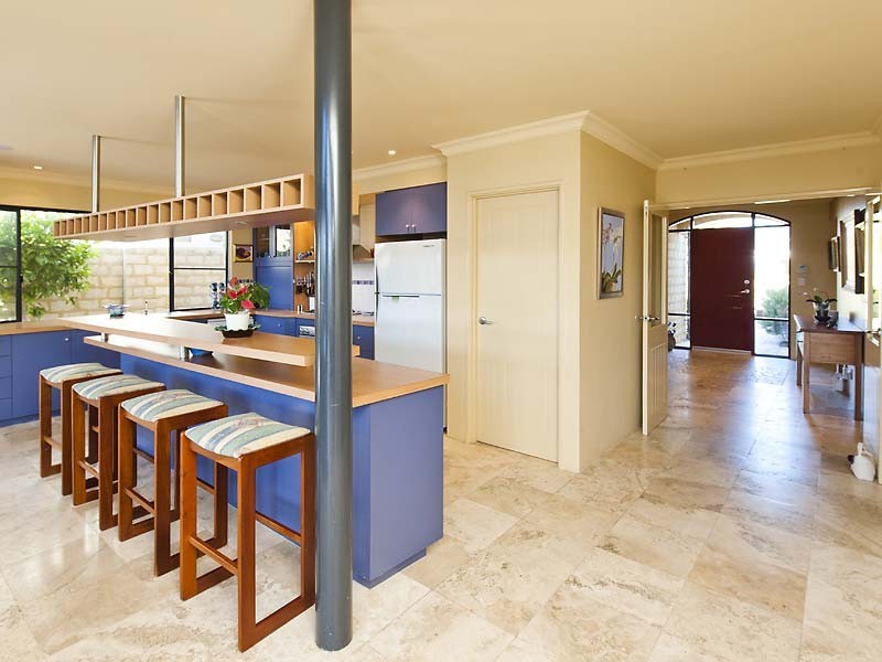 4 Starfire Close, Halls Head WA 6210