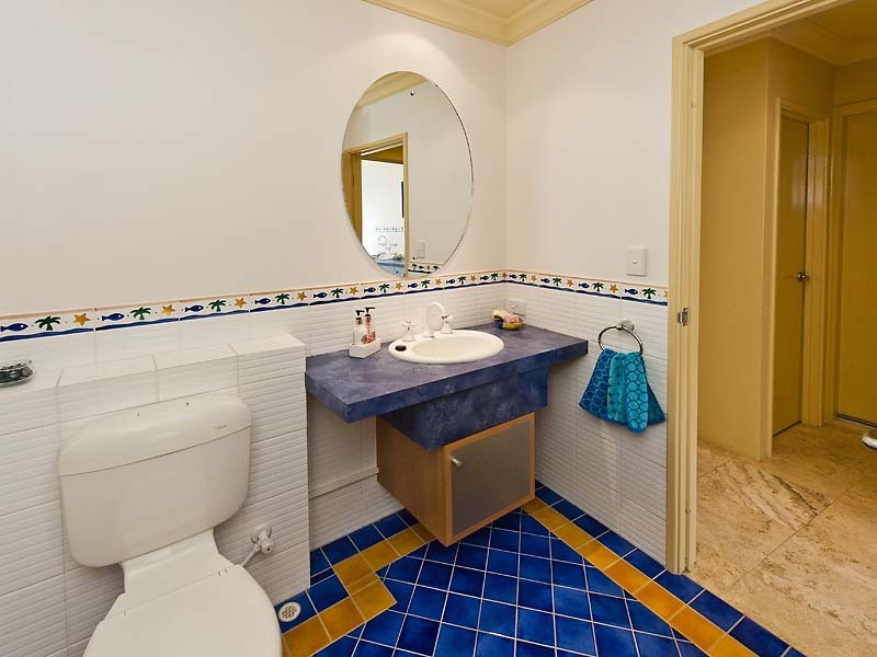 4 Starfire Close, Halls Head WA 6210