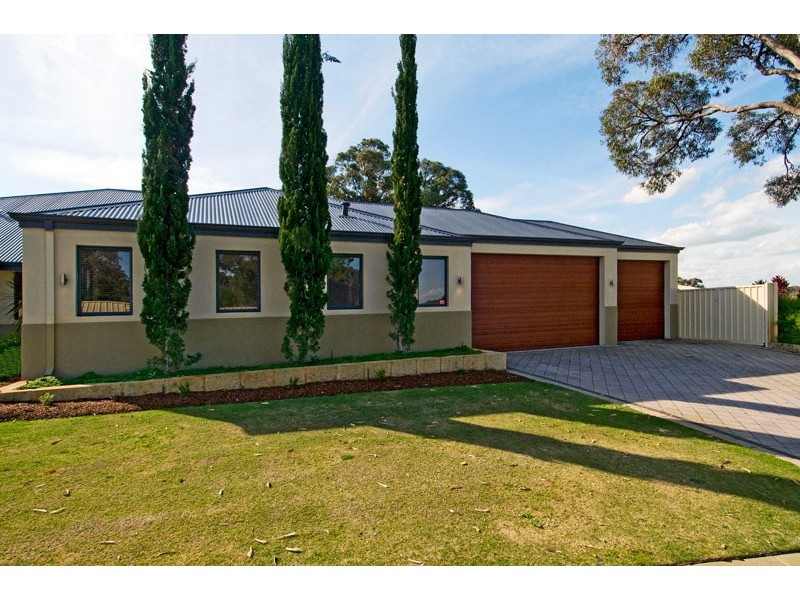 12 Nullewa Parkway, Lakelands WA 6180