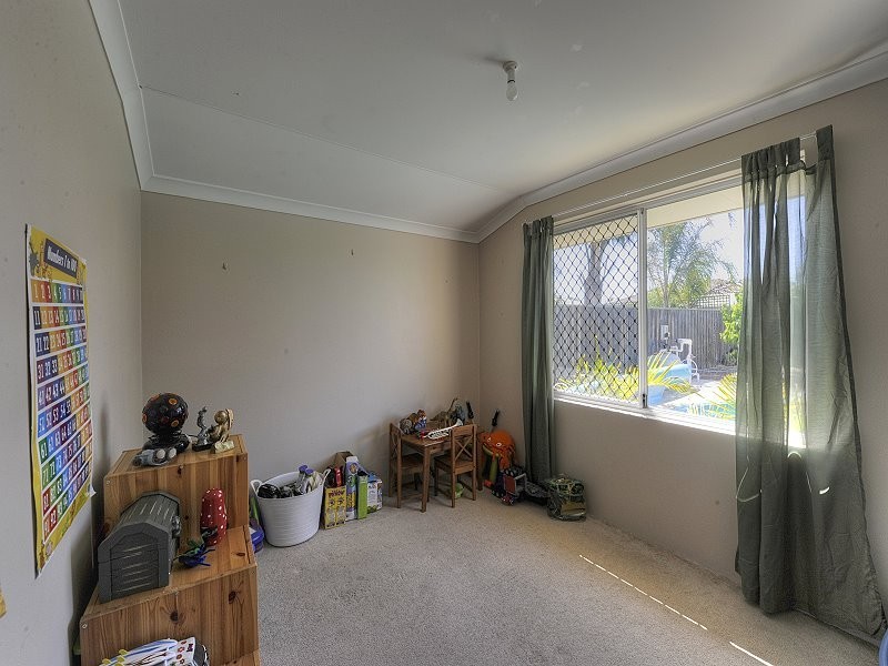 25 Bethel Corner, Halls Head WA 6210