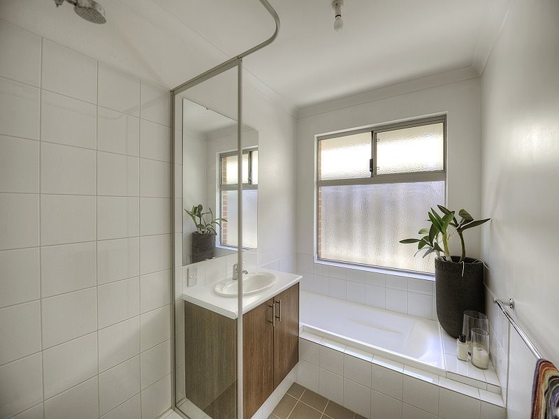 78 Seascapes Boulevard, Halls Head WA 6210