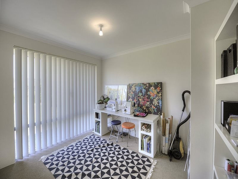78 Seascapes Boulevard, Halls Head WA 6210