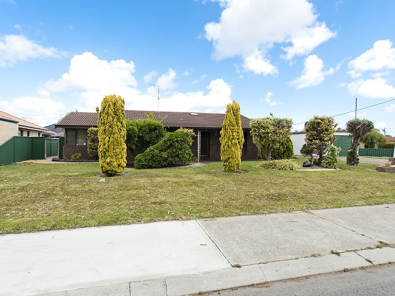 2 Lefroy Street, Mandurah WA 6210