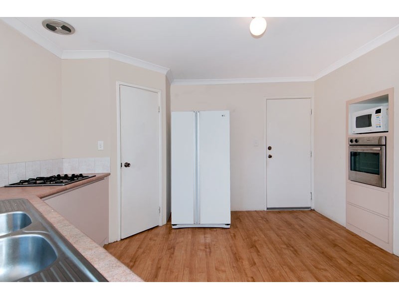 30 Aldenham Heights, Halls Head WA 6210