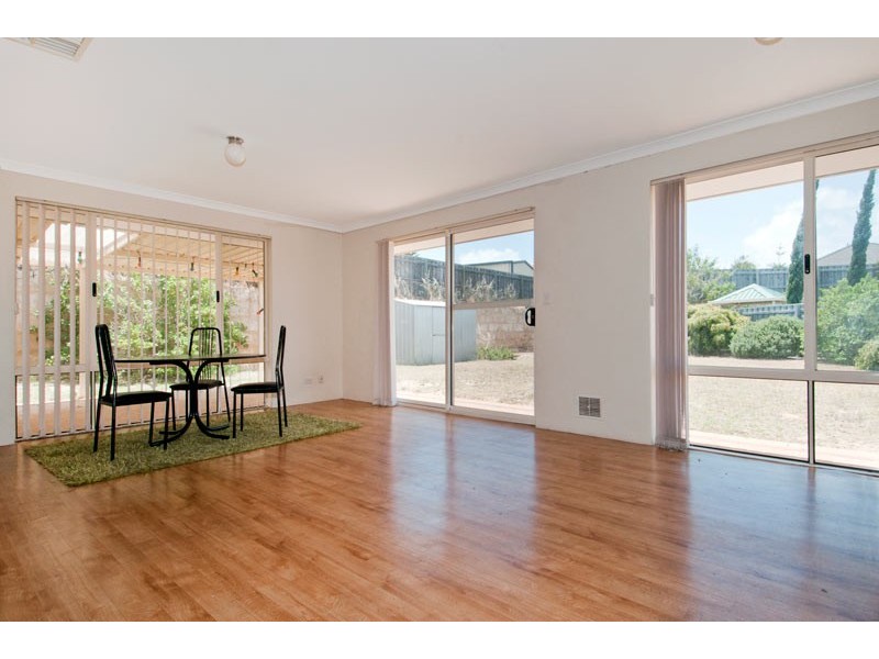 30 Aldenham Heights, Halls Head WA 6210