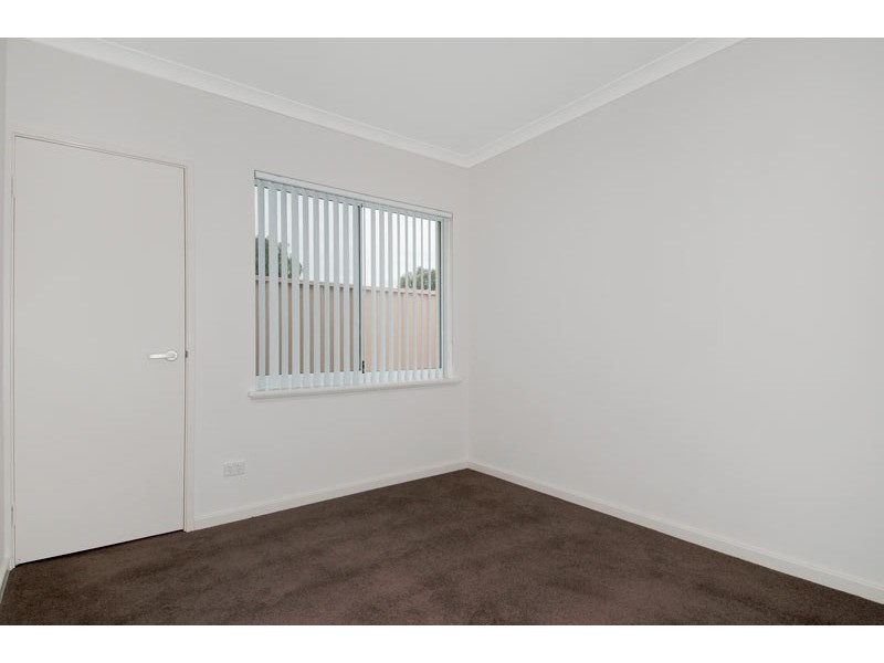 2 Illyarrie Avenue, Falcon WA 6210