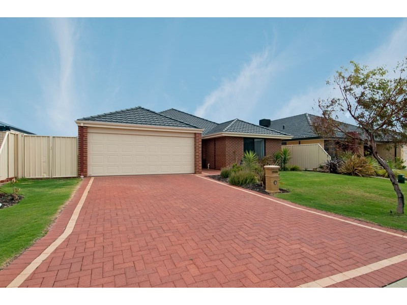 22 Highcliffe Circle, Lakelands WA 6180