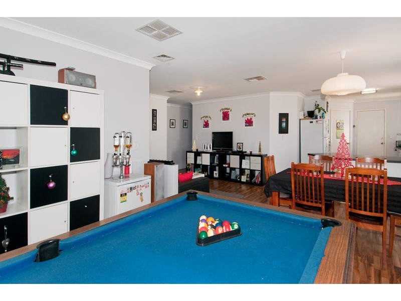 22 Highcliffe Circle, Lakelands WA 6180