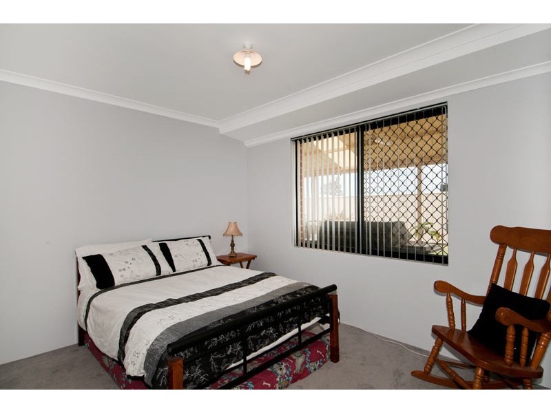 22 Highcliffe Circle, Lakelands WA 6180