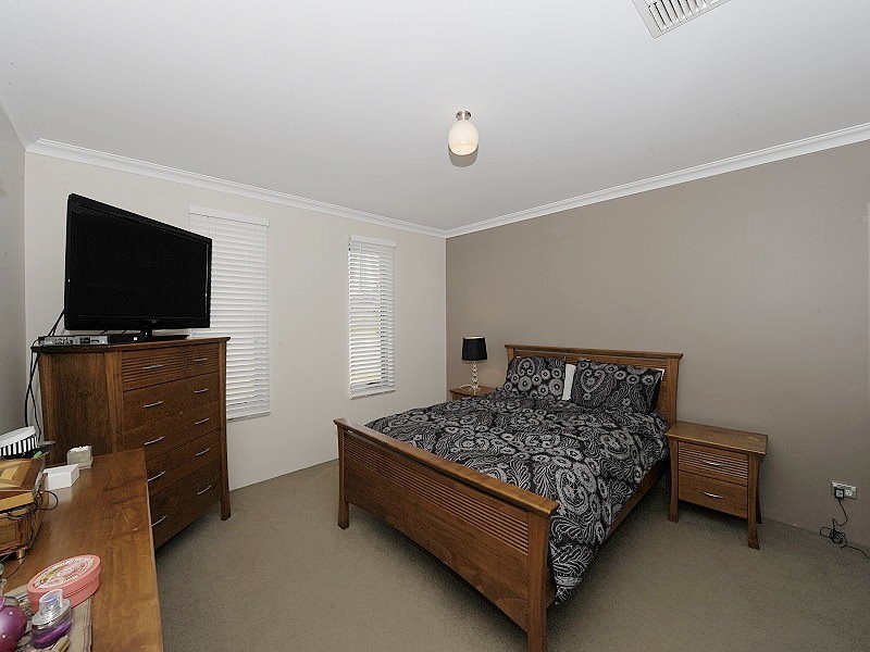 1 Eglinton Terrace, Dudley Park WA 6210
