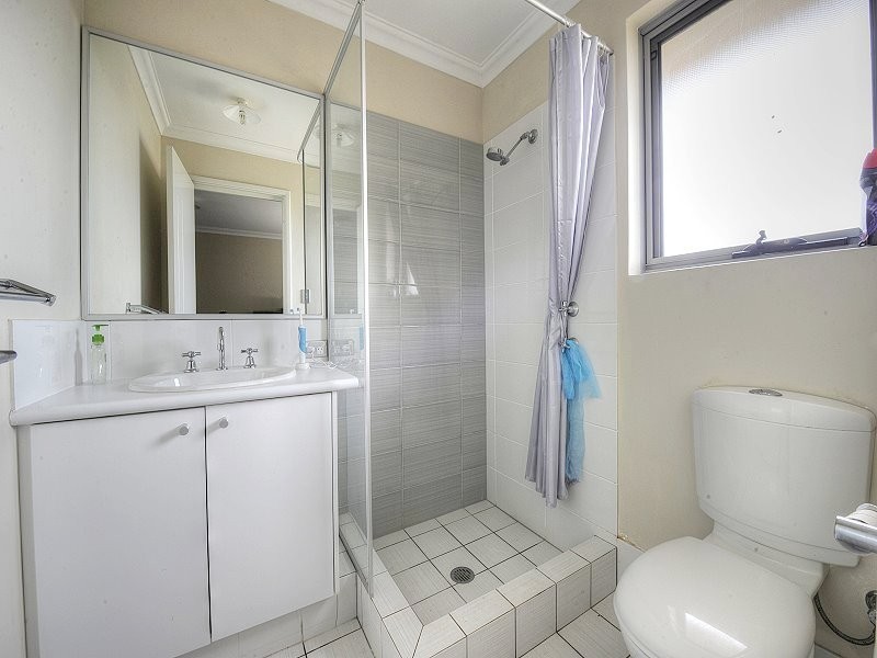 1 Eglinton Terrace, Dudley Park WA 6210