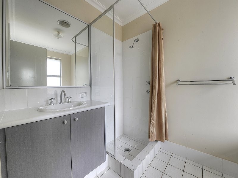 1 Eglinton Terrace, Dudley Park WA 6210