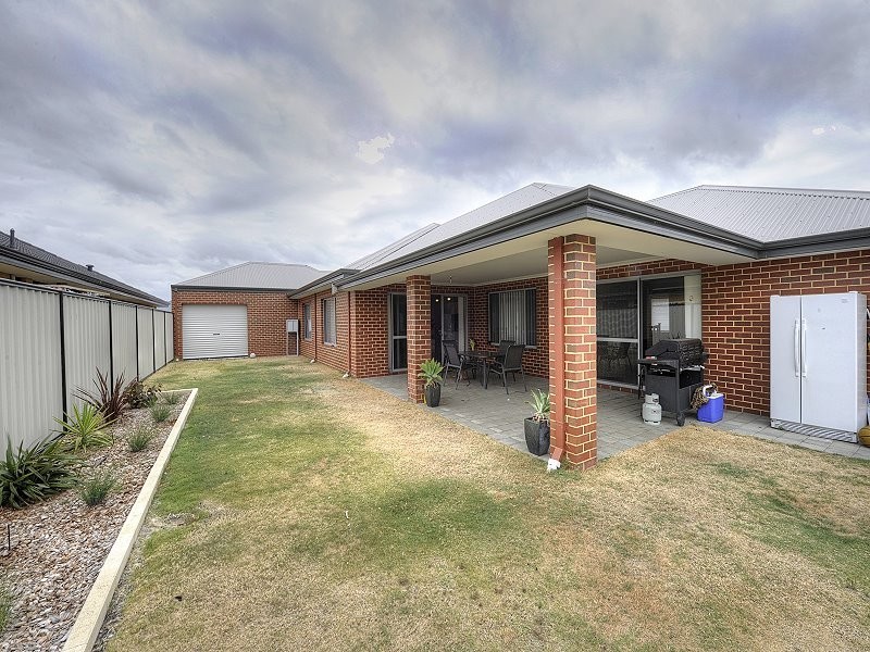 1 Eglinton Terrace, Dudley Park WA 6210