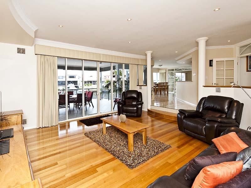 9 Santavea Mews, Halls Head WA 6210