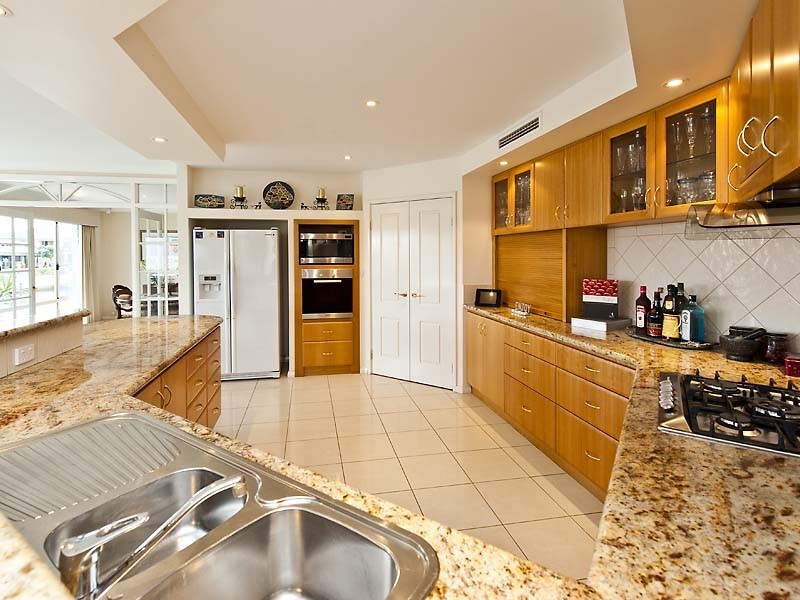 9 Santavea Mews, Halls Head WA 6210