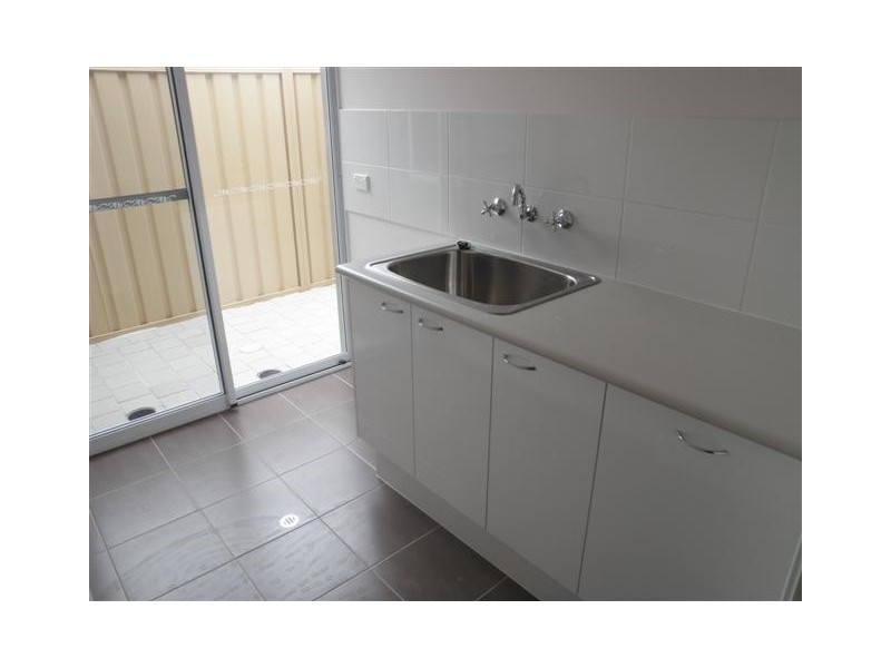 28 Kardan Loop, Falcon WA 6210