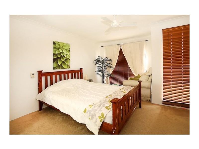 4 Marlborough Close, Greenfields WA 6210