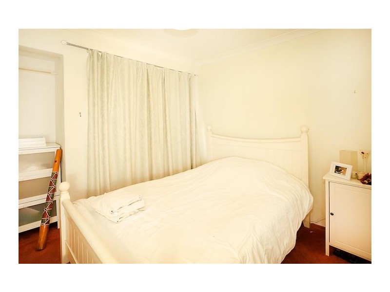 4 Marlborough Close, Greenfields WA 6210