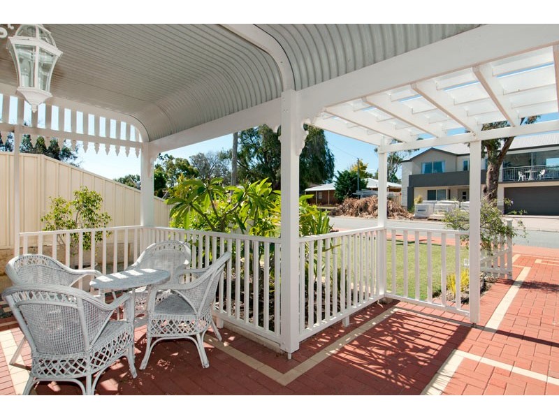 20 Iluka Road, Dawesville WA 6211