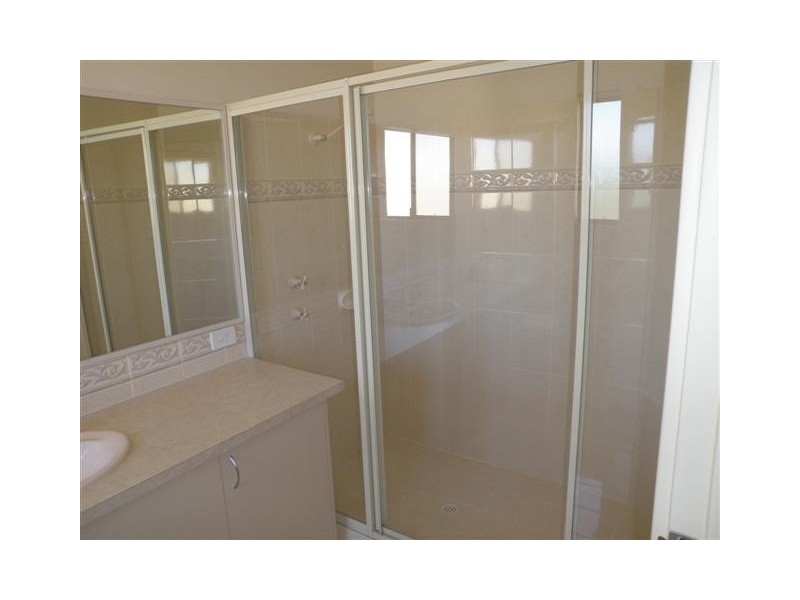 12 Grasshill Grange, Halls Head WA 6210