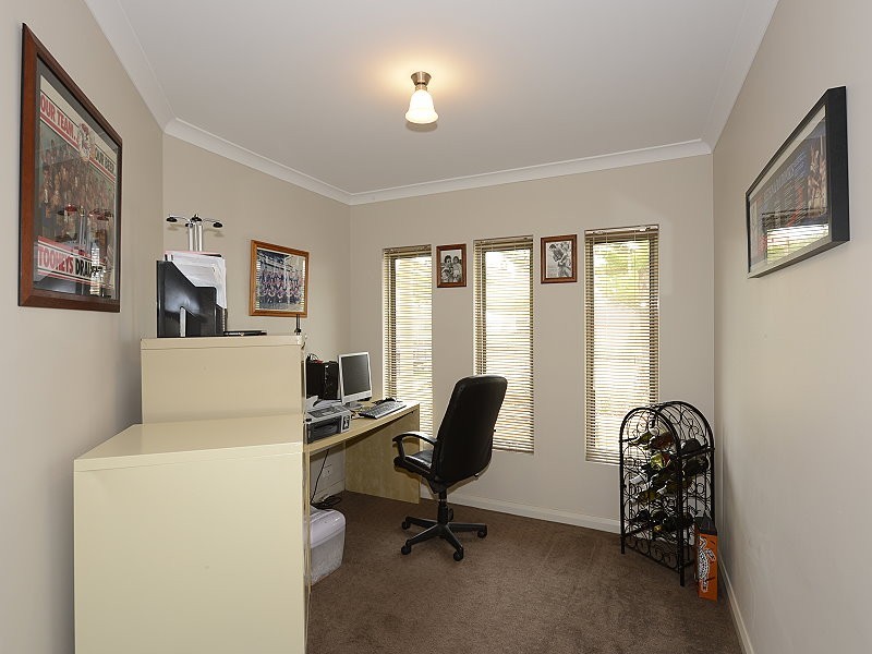 13 Northport Boulevard, Wannanup WA 6210