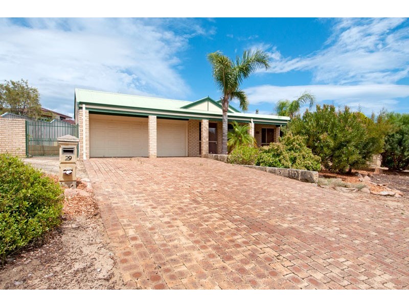 29 Oaklands Avenue, Halls Head WA 6210