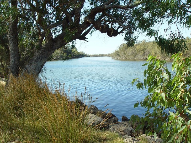Lot 4,  Songlark Ramble, Coodanup WA 6210