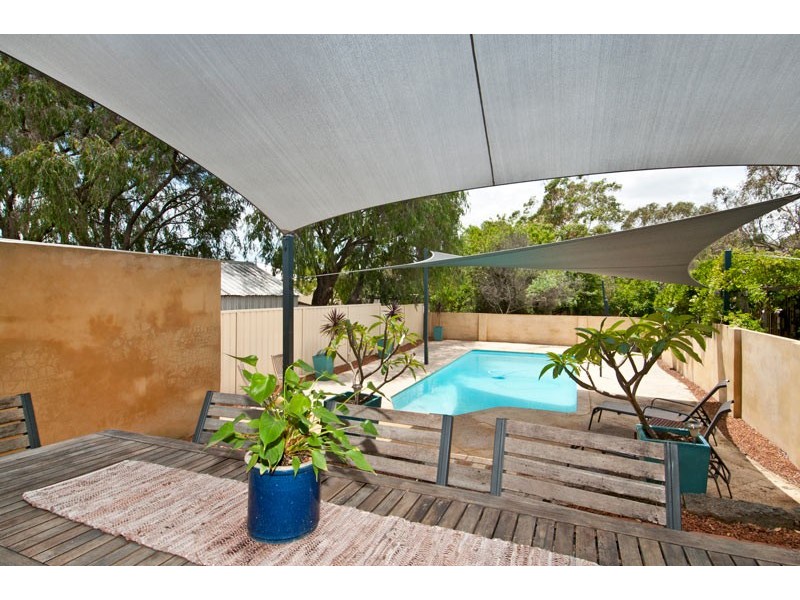 19 Nairn Road, Coodanup WA 6210