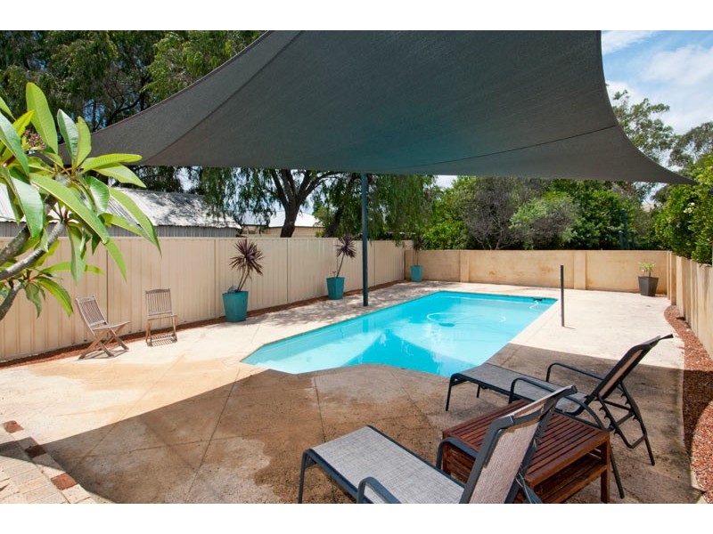 19 Nairn Road, Coodanup WA 6210