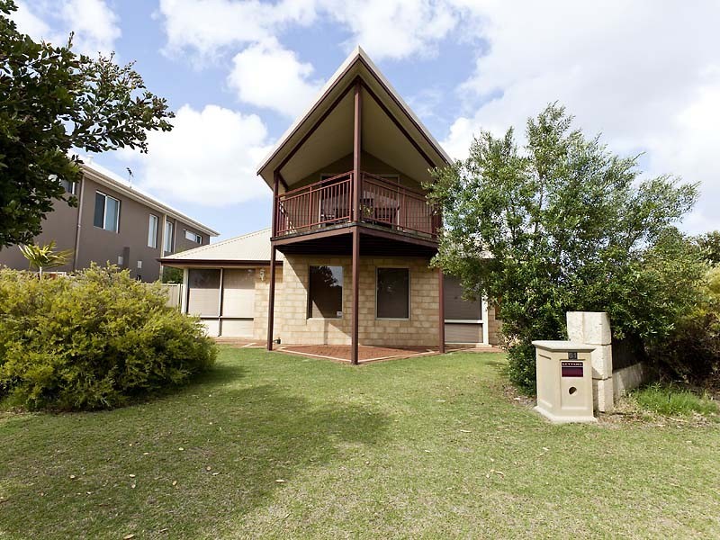 61 Darwin Terrace, Dudley Park WA 6210