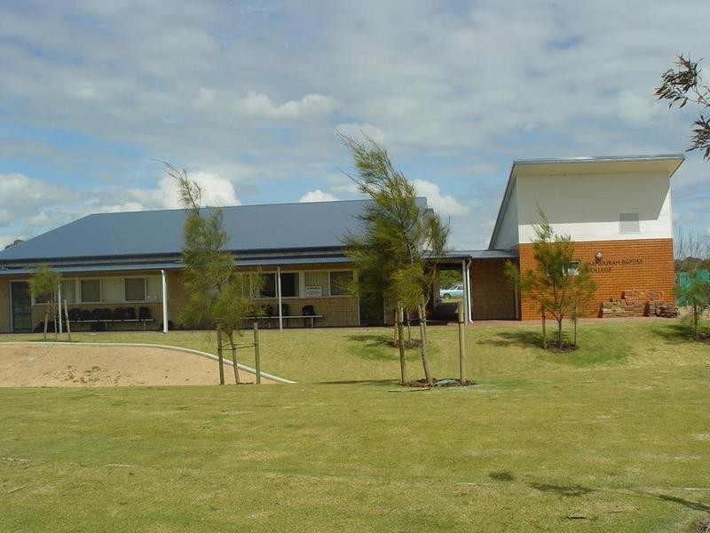 9 Chalice Rise, Lakelands WA 6180