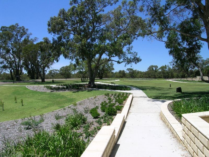 9 Chalice Rise, Lakelands WA 6180