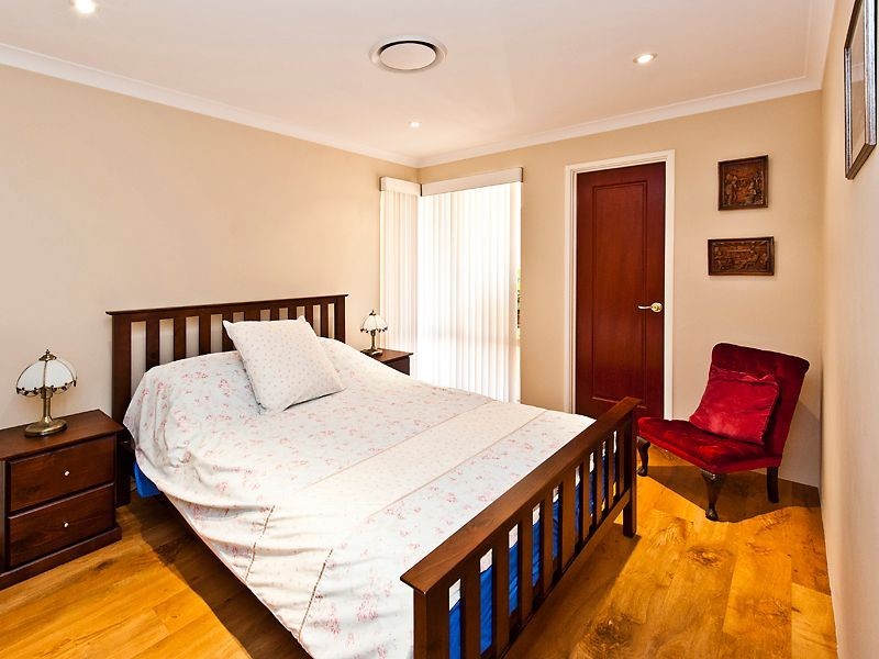 9 Riverina Avenue, Coodanup WA 6210